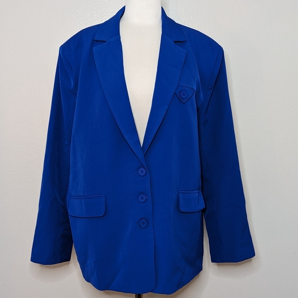 Nasty Gal Premium Tab Detail Oversized Suit Blazer - Picture 2 of 7